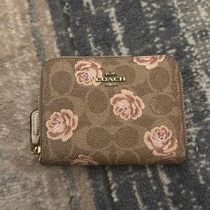 Coach Signature Rose-Print Small Zip-Around Wallet